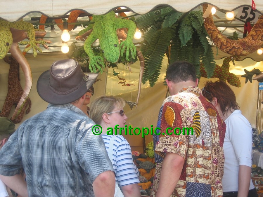 ../Images/AfricaFestival-28-29May05 046.jpg